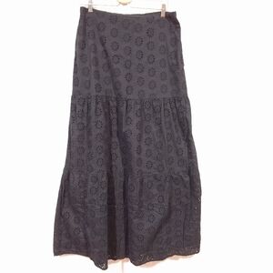 Boohoo Black Eyelet Cotton Maxi Skirt US 14 Elastic Waist Boho Summer 44 Length